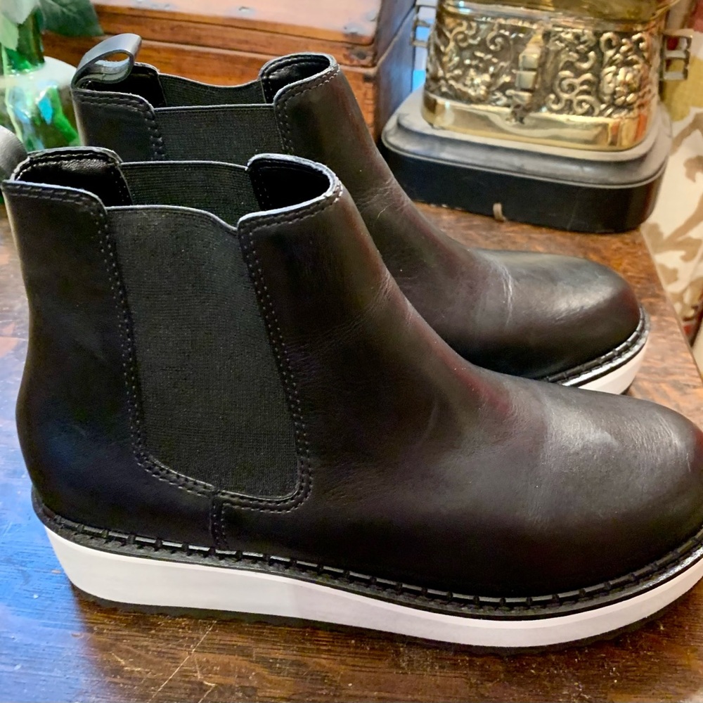 New Matisse Ronan Chelsea Platform Boot